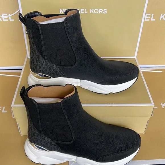 Michael Kors Katrina Bootie Tumbled Leather 49R2KAFE5L Black - Picture 2 of 16